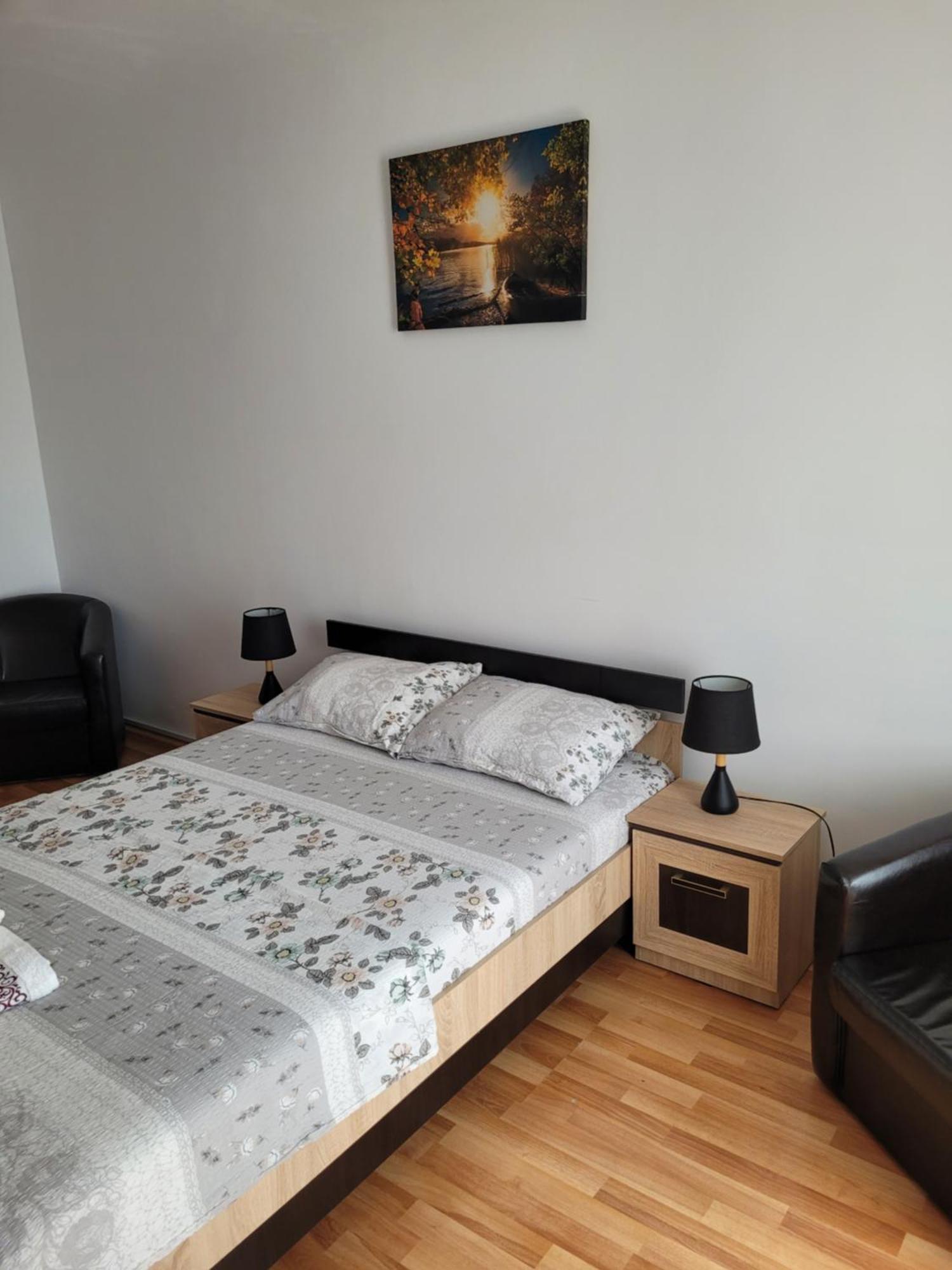 Apartament Yrm Lägenhet Sighişoara Exteriör bild